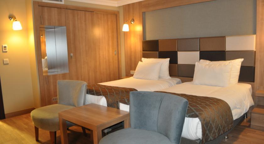Kadikoy Park Suites อิสตันบูล ภายนอก รูปภาพ